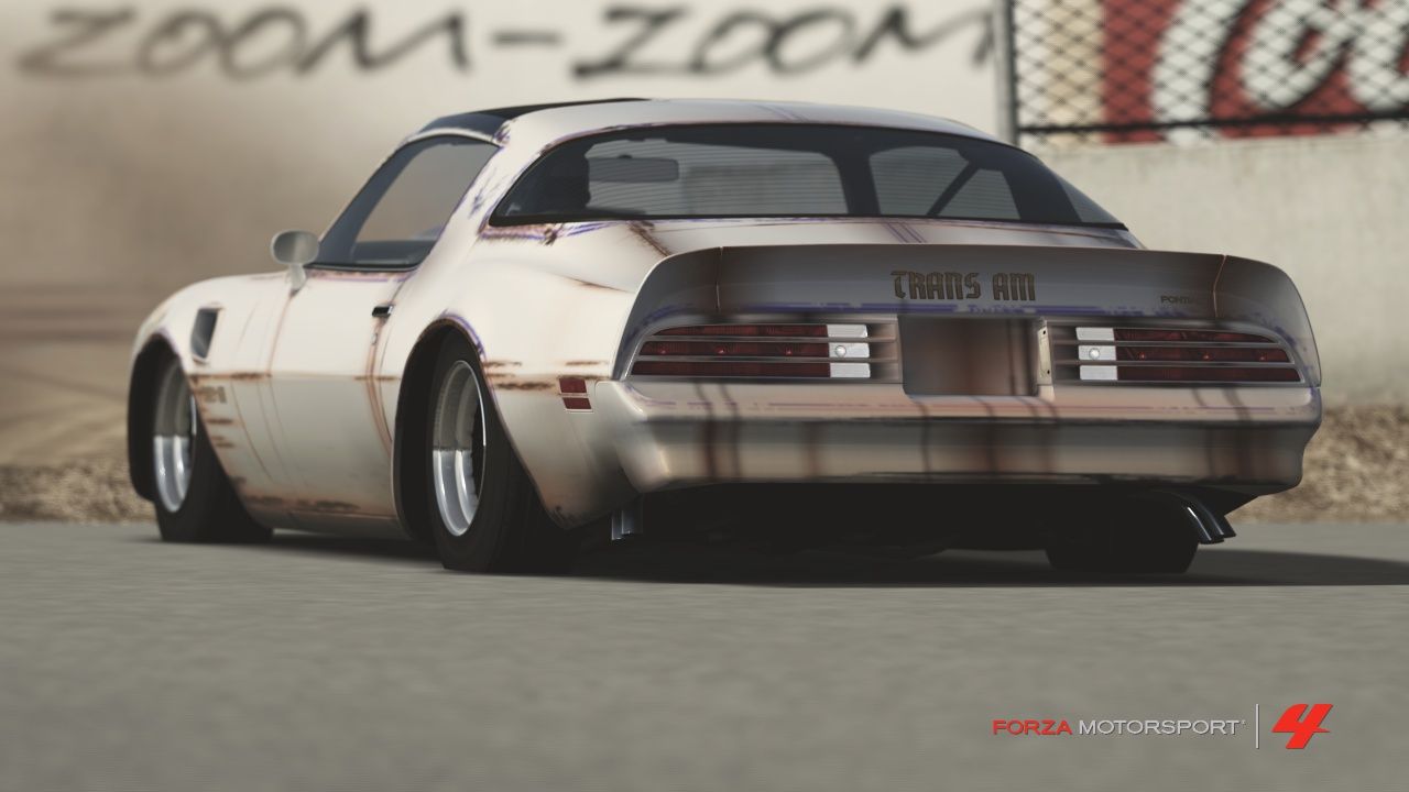 http://i630.photobucket.com/albums/uu21/stonerfuzz/Forza325.jpg