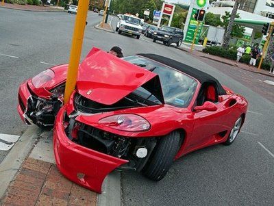  photo car-crash_zps6a15c0c3.jpg