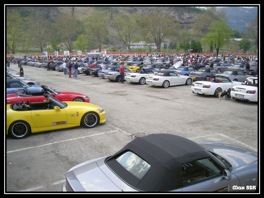 i630.photobucket.com/albums/uu25/Max_S2K/Euromeet/DSCN2700_GF.jpg