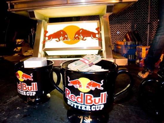 Red Bull Buttercup Niagara Fall