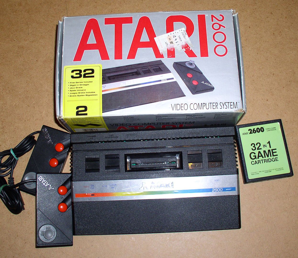 Atari%202600%20VCS%20Jr%20long%20rainbow