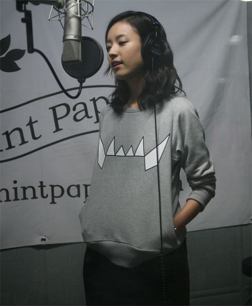 Han Hyo-joo sings at GMF