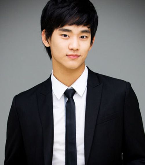 Kim Soo Hyun - Wallpaper Actress