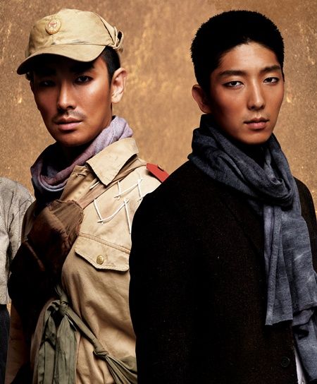 Lee Jun-ki and Joo Ji-hoon in army musical