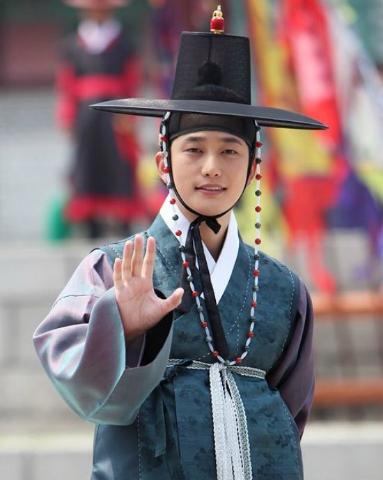 Park Shi-hoo keeps his finale tradition alive
