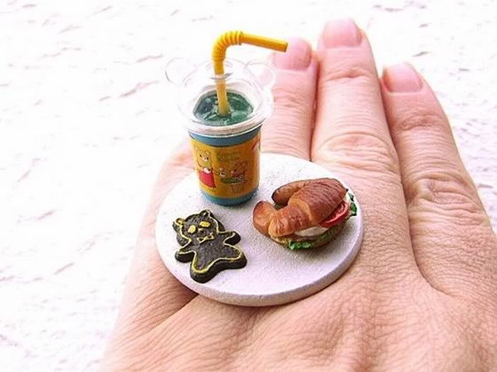Funny Dishes in Fingers 13