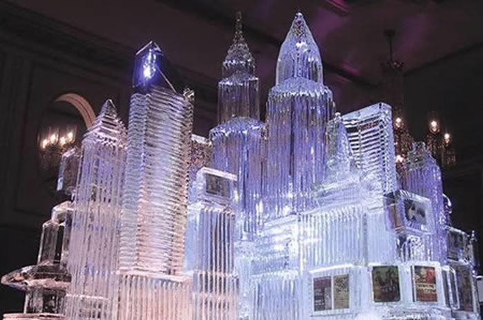 funny ice sculptures pictures8