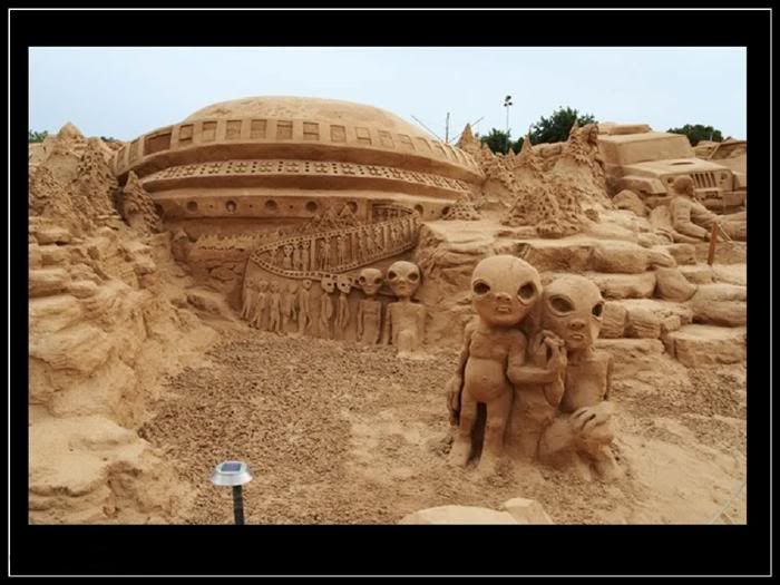 funny sand art 9