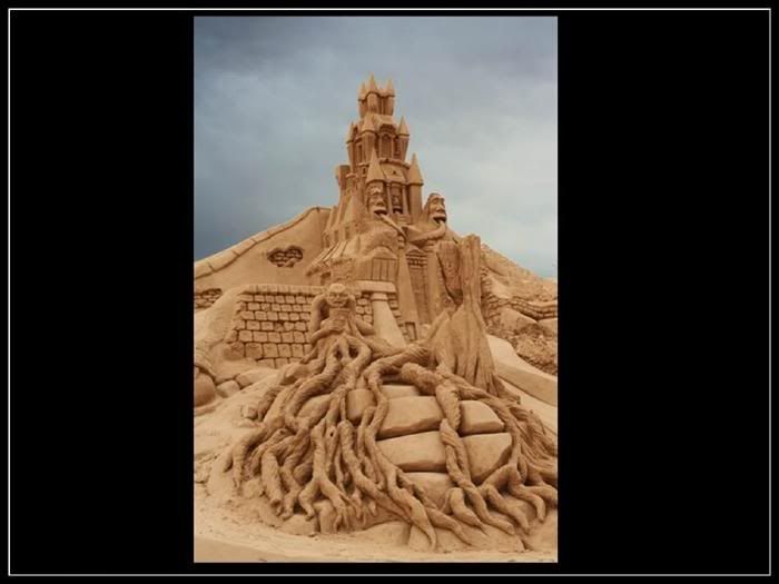 funny sand art 30