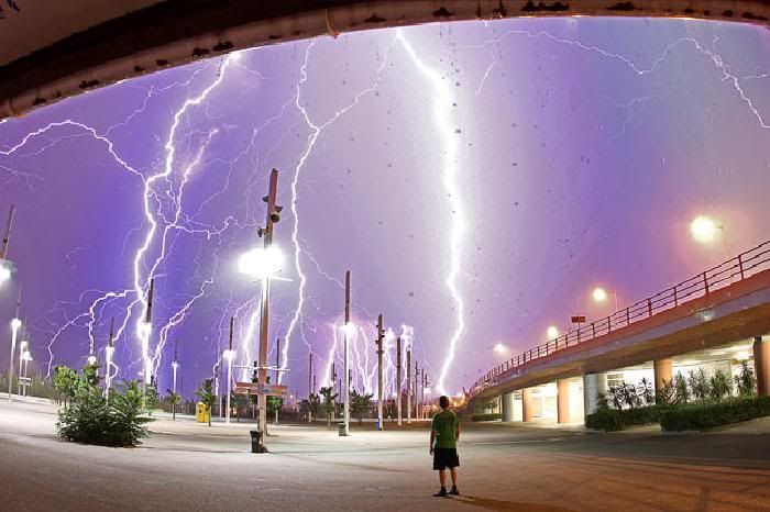funny lightning pictures9