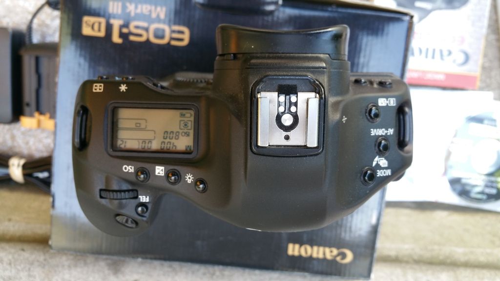 IMAGE: http://i630.photobucket.com/albums/uu29/benleaman/Sale%20Stuff/20160711_110010_zpstxesbfmo.jpg