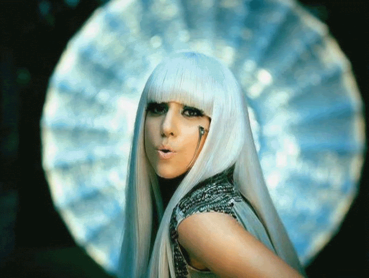 Леди Гага. Леди Гага в клипе Покер фейс. Леди Гага 2006. Леди Гага первый клип.